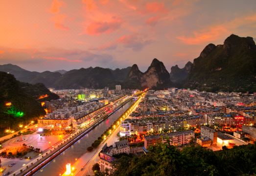 2. 비엔나 호텔 (..