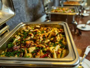 アクラ シティ ホテル