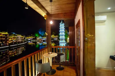 Jianyun Riverview Hostel 봉황 봉선경 윈덤 그랜드 온천 주변 호텔