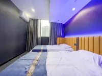 Flying Fish E-sports Hotel (Ganzhou South Bus Station)