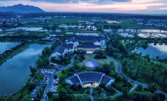 Longyou Yuyue·Heyuan Resort Hotel