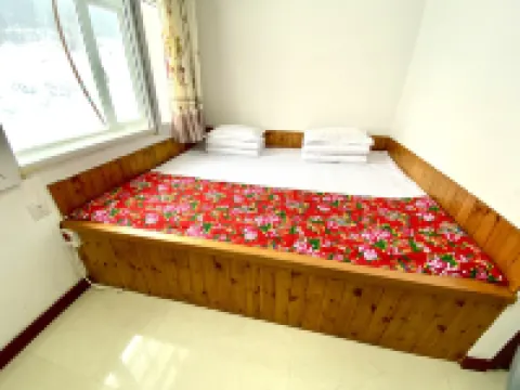 Xuegu Dingzihan Shishang Guest House