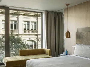 ME Barcelona