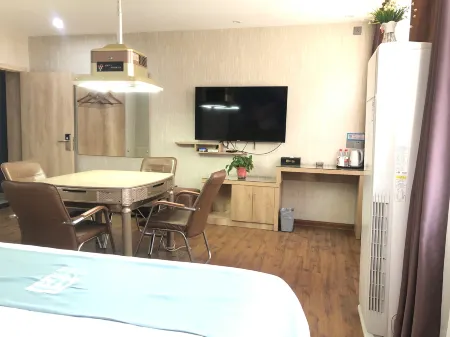 Pai Hotel(Hongdong Lianhua City Branch) Отели рядом с достопримечательностью «Hongtong Central Square»