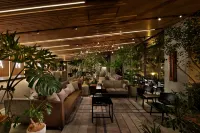 The Royal Park Canvas Sapporo Odori Park - Quầy bar