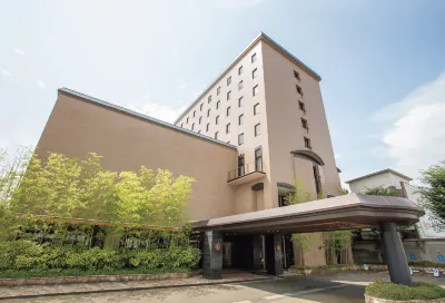 ROYAL PINES HOTEL YONEZAWA