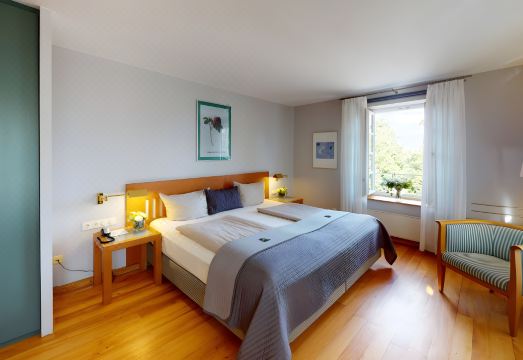 2. 슐로스호텔 카셀..