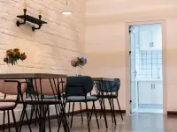 Fangxian Yunzhong Jinshu Electric Sports B&B Hotels in Fang County