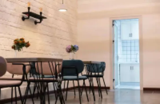 Fangxian Yunzhong Jinshu Electric Sports B&B