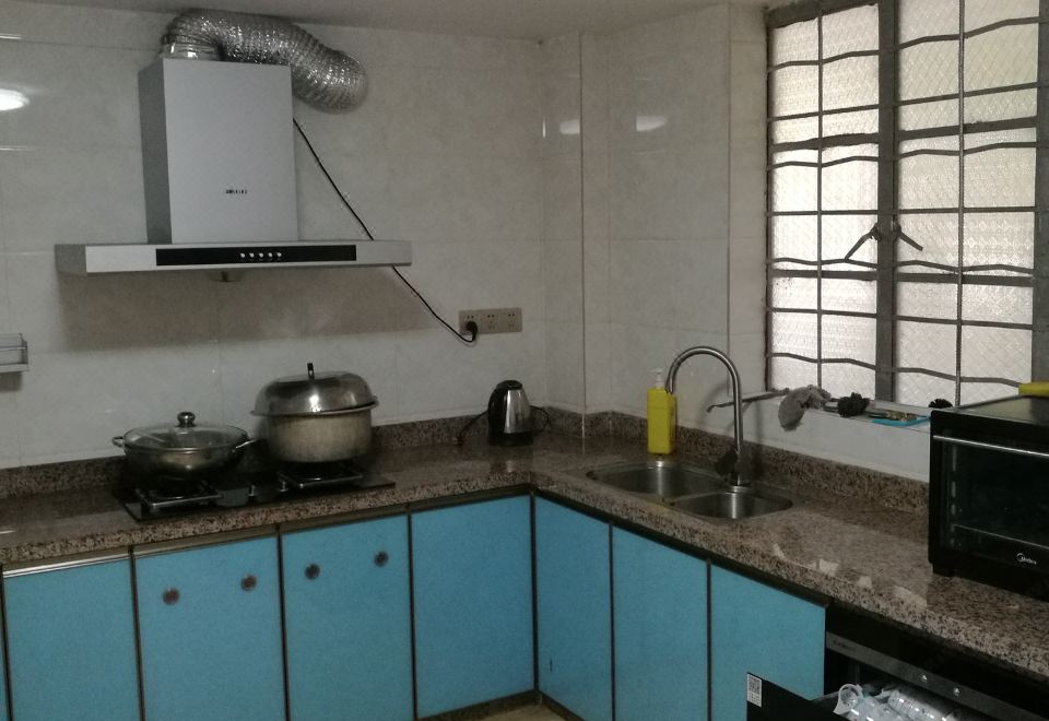 Guangzhou Jiujiafang Hostel
