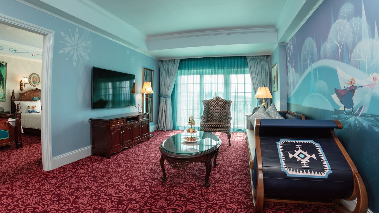 Hong Kong Disneyland Hotel photo