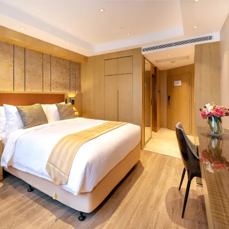 Grand Dragon Hotel