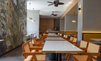 2. 룽창거우 줘산 ..
