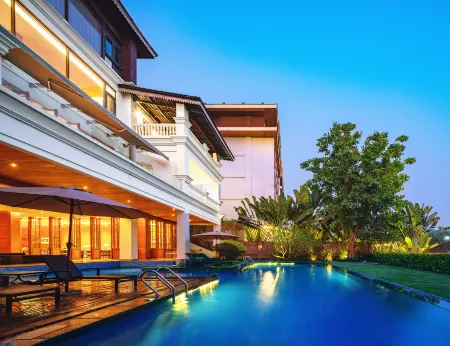 Hermit Hotel Отели рядом с достопримечательностью «Xishuangbanna Folk Custom Garden»