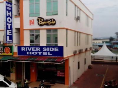Riverside Hotel