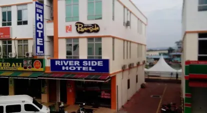 Riverside Hotel