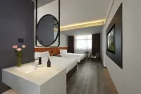 Wanfei·New Space Hotel (Yangzhou Dongguan Street, Slender West Lake) - Balkoner