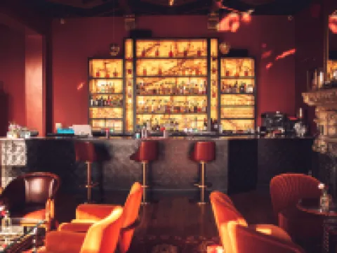 ดิ เอลเวแทม โรงแรมในHook