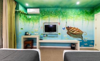 JinDaLai City Hotel (chuhehan Street Hongshan Square subway station store)