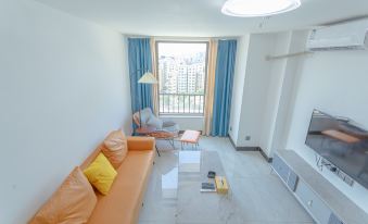 Aijia Apartment (Wuyue Plaza)
