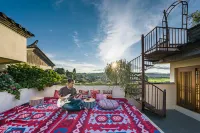 Yugui Hot Spring Holiday Hotel