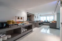 โรงแรมหยุนเหลียนจีแม็กซ์ (จัตุรัสเฉาหยาง สถานีรถไฟหนานหนิง)