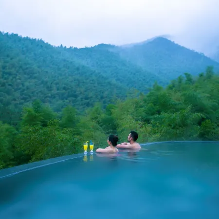Liyang Yushui Hot Spring Forest Hotel