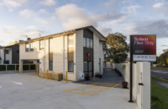 Solsen flexi-stay & Motel Hotels near Mount Eden