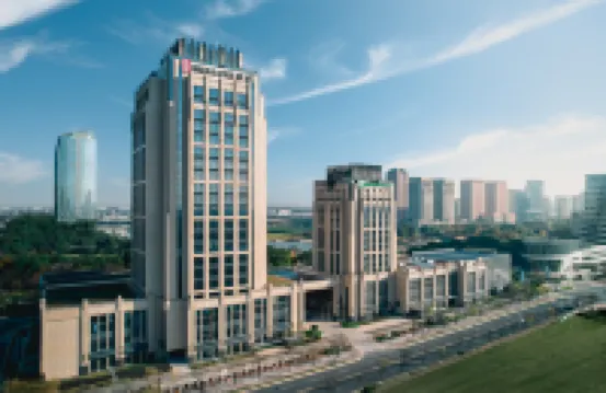 Holiday Inn & Suites KUNSHAN HUAQIAO by IHG Hotels near Silicon Lake College
