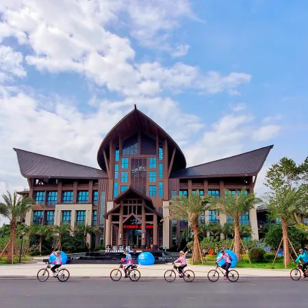 Yangchun DS Hot Spring Resort