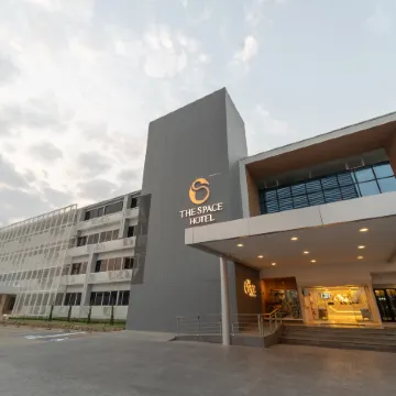 The Space Hotel Lampang