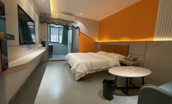 Dongguan Pinyue Boutique Apartment (Huangmaling Fenghuang Road)