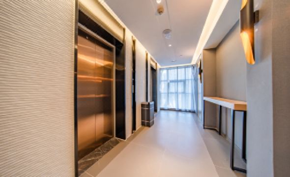 Yi shang HOTEL (Leshan High Speed Railway Station)