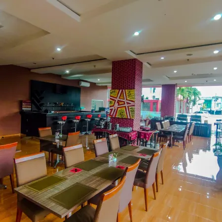 Hotel Noola Cilacap Ξενοδοχεία στην πόλη Κιλακάπ