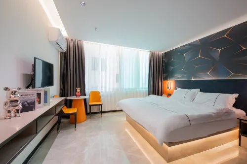 โรงแรมเซียงเซียะ จื่อเซียง (พลาซ่าเหมยหลิน ชิงหยวน) - ที่มีที่จอดรถ