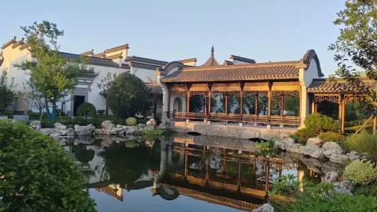 Qiushuiyuan Hotel