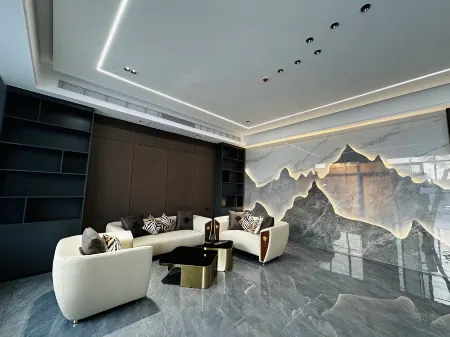 Raoping Four Seasons Apartment