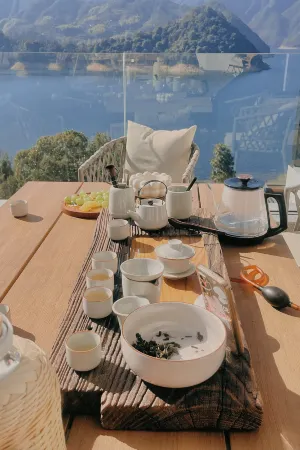 Xianxiaju Homestay (Quzhou Xianxia Lake) Отели рядом с достопримечательностью «Dragon Gate Conyon»