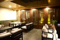 錦·泊舍民宿(平遙古城市樓店)