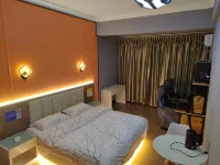 Guangzhou Plato E-sports Apartment