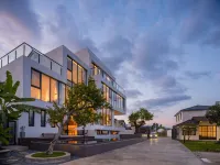 The Artistic Realm of Chenlu Space