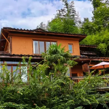 Yisigu Mountain Lodge (Longtancun)