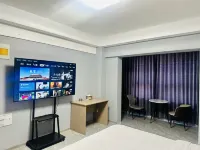 Qianxi Hotel (Xinyang Railway Station)