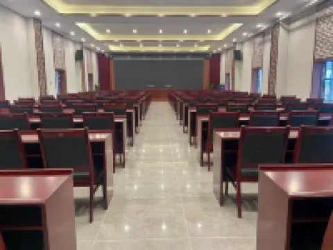 Linshu Zhucun Grand Hotel Hotel di Linshu