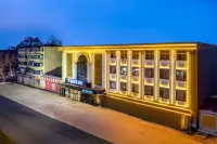 Elong Me Anlai Hotel (Xuchang Cao Wei Ancient City Fat Donglai People's Store)