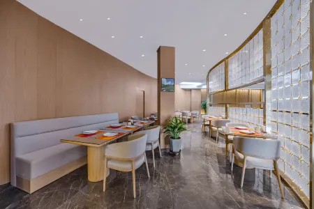 Xinzhou Muxi Hot Spring Hotel (Xinzhou Ancient City)