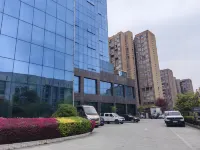 Jinhong Hotel - parking