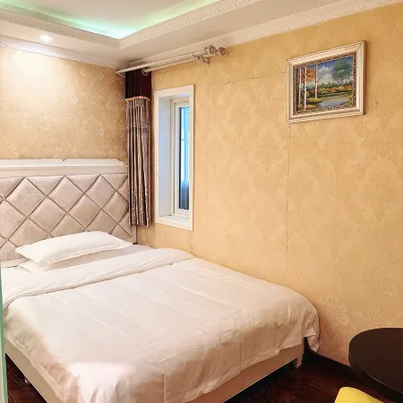 Kangding Fanju Homestay
