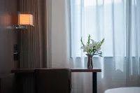 Yufeng Hotel