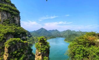 Yi County Xuanyuan Hotel (Taihang Water Town)